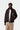 Homme portant la veste polaire Carhartt WIP Prentis Liner Palisander / Noir.